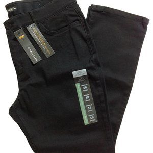Lee Secretly Shapes, Straight Leg Jeans. New With Tickets. Size 18 Short.